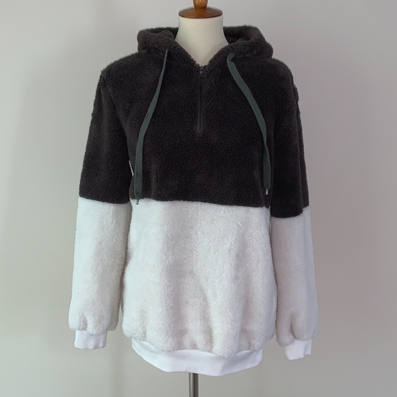Brown and White Fleece Jacket Fuzzy Warm Pullover with Hood - Picture 1 of 10